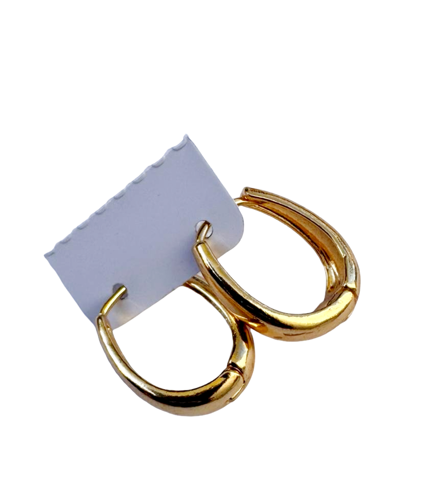 Chic Gold Teardrop Hoop Earrings 